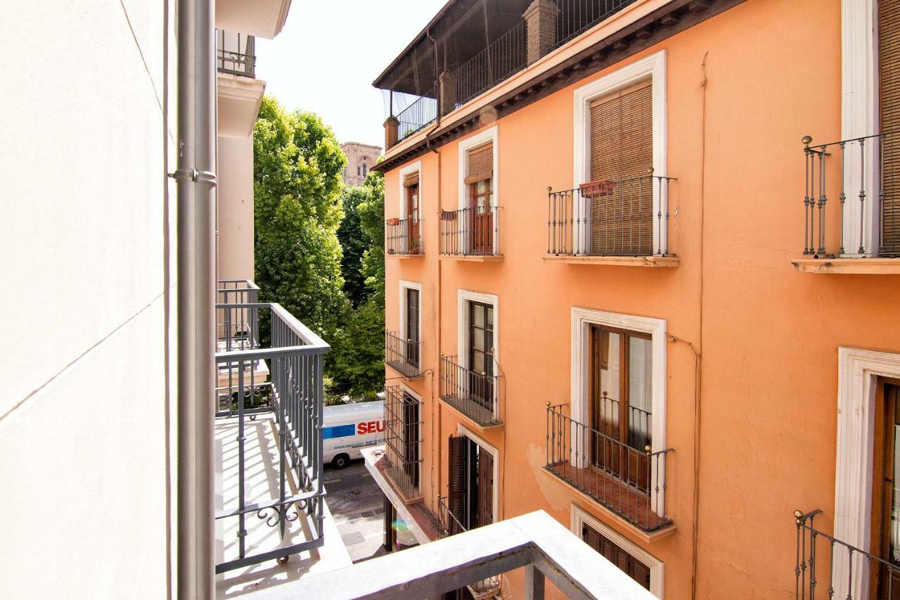 Central Deluxe Apartments Granada Exterior photo